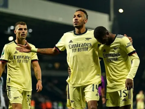 Arsenal đại thắng, tân binh tai tiếng nói lời tâm can với các CĐV