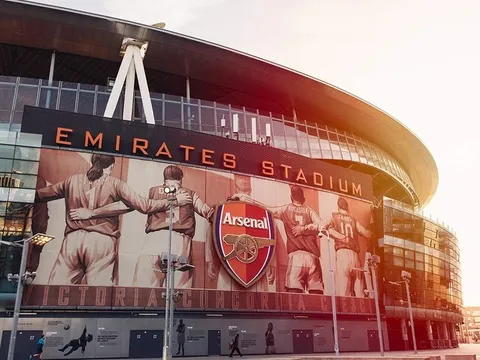 Arsenal đầu tư khủng để tránh sai lầm của Man United