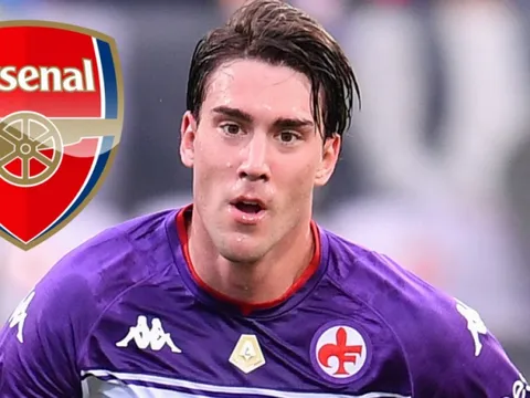 Arsenal đón cú hích lớn, xem như dồn toàn lực cho Vlahovic