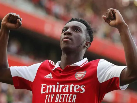 Arsenal gửi tối hậu thư về tương lai cho 1 cầu thủ