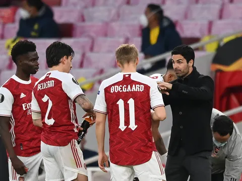 Arsenal sai lầm nếu sa thải Mikel Arteta
