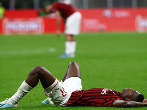 Arsenal? Không, AC Milan đang tư duy như Hoàng Anh Gia Lai ngày trước