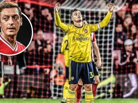 Arsenal không cần, giờ anh níu kéo được gì Ozil?