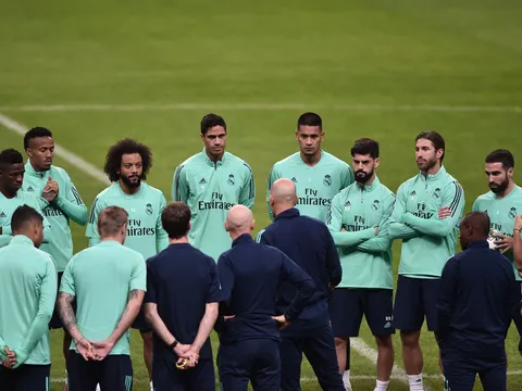 Arsenal nhận tin chấn động về thương vụ "sát thủ đa năng" 45 triệu của Real