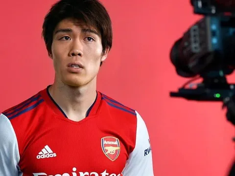 Arsenal vơ bèo gạt tép trong ngày cuối của cuộc chuyển nhượng