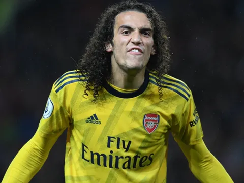 Arsenal với 5 bản hợp đồng thảm họa thời hậu Wenger