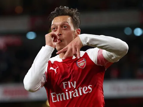 Arsenal vừa sở hữu chân chuyền tốt nhất sau thời Mesut Ozil