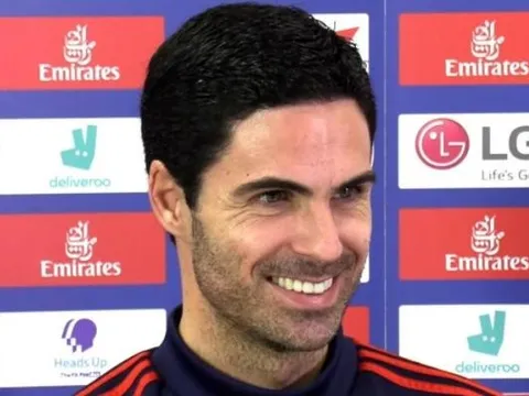 "Việc cạnh tranh và mua được cậu ấy cho thấy tham vọng của Arsenal"