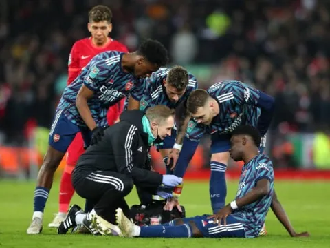 Arteta cập nhật tình trạng của Bukayo Saka
