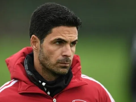 Arteta có kế hoạch hoàn hảo khiến Neville đỏ mặt