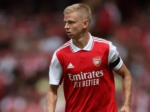 Arteta mập mờ về Zinchenko