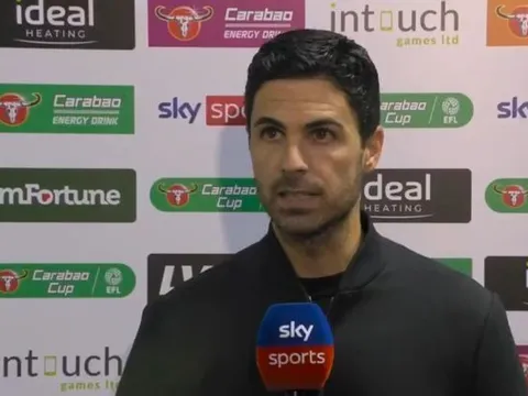 Arteta nêu tên 4 phương án cho vị trí hậu vệ phải của Arsenal