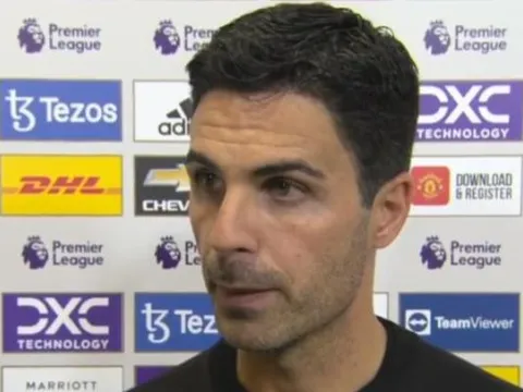 Arteta tiết lộ lời trọng tài khi từ chối bàn thắng của Martinelli