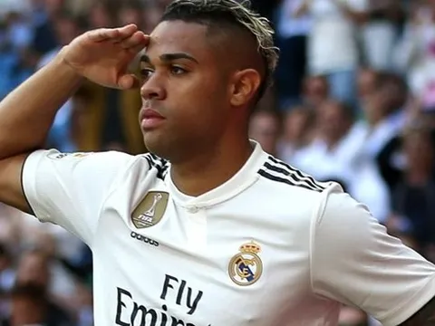 AS Roma gặp khó khăn trong việc "giải cứu" sao Real Madrid