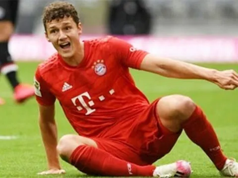 Cầu thủ gắn bó 16 năm với Chelsea dần bị lãng quên