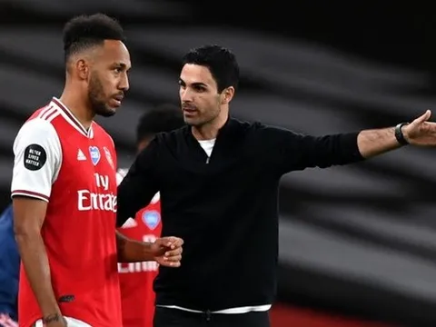 Benitez làm rõ mối thù giữa Arteta và Aubameyang