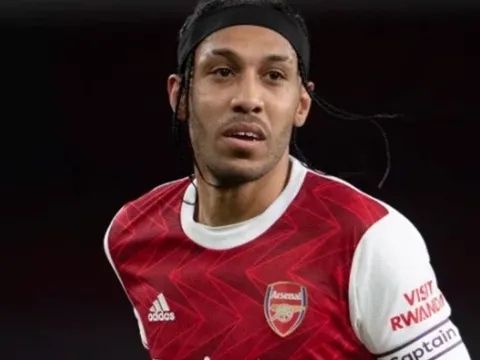 Aubameyang phải nhập viện điều trị