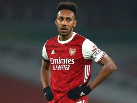 Arsenal gật đầu, Aubameyang chấp nhận giảm lương tới CLB mới