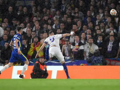 Real Madrid hạ đẹp Chelsea: Vũ điệu Benzema