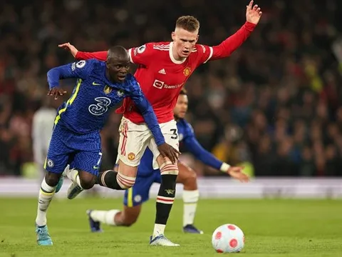 Ba câu hỏi khi Man Utd mua Kante