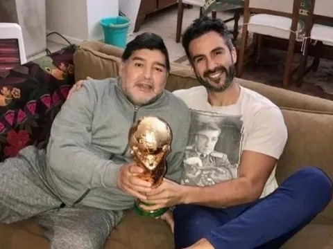 Bác sĩ riêng bị cáo buộc ngộ sát Maradona