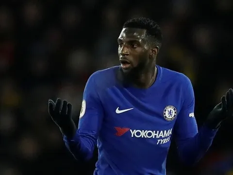 'Bom xịt' cuối cùng cũng rời Chelsea sau 5 năm