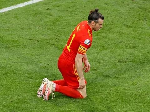 Bale bất lực, CĐV Wales tuyệt vọng trong ngày chia tay EURO 2020