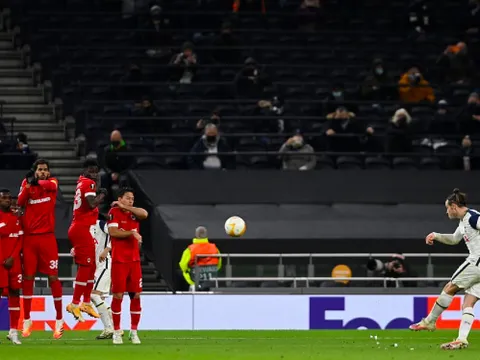 Bale cho thấy giá trị, Spurs tiếp tục chuỗi trận thăng hoa