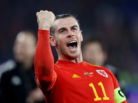 Bale lập cú đúp đưa xứ Wales vào chung kết play-off World Cup
