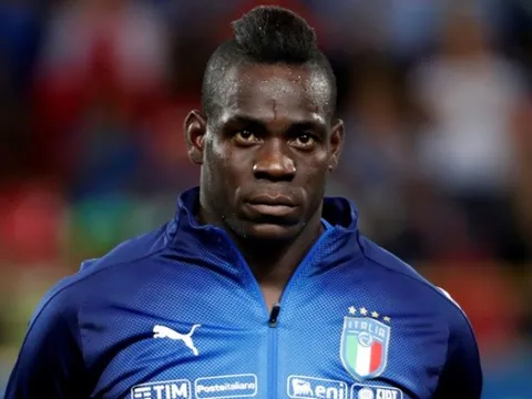 Ý thua đau, Balotelli phá vỡ im lặng về Mancini