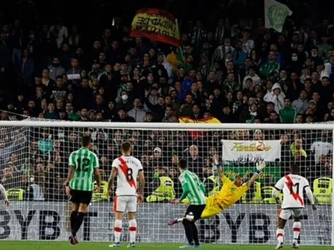 Bản hợp đồng thất bại của M.U lập siêu phẩm mê đắm lòng người