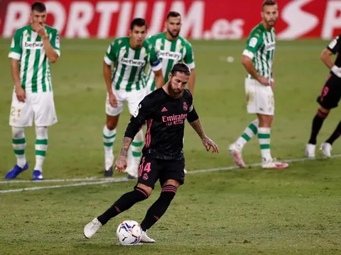 Bản lĩnh nhà vua, Real Madrid ngược dòng kịch tính trên sân Betis