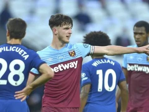 Bán Pogba, Man Utd điểm mặt 3 "viên ngọc" thay thế: "Carrick mới"