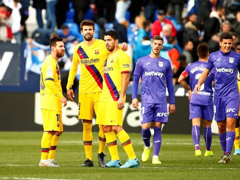 Báo động! Barcelona giờ đã ngoài tầm kiểm soát