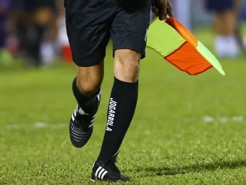 Báo động cho trợ lý trọng tài ở V-League