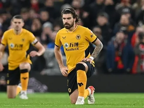 Barca đề nghị 3 cầu thủ đổi lấy Ruben Neves