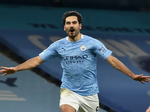 Barca đưa “viên ngọc” của Pep vào tầm ngắm, Man City có câu trả lời