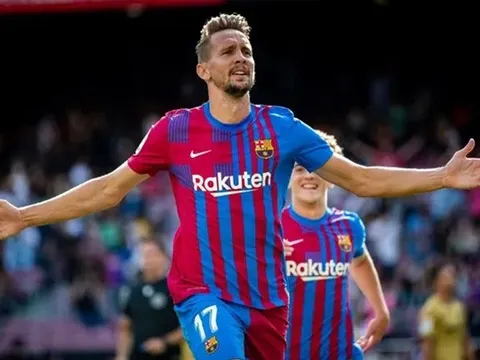 Barca khởi sắc, cần vinh danh sự chuyển mình của một ngôi sao