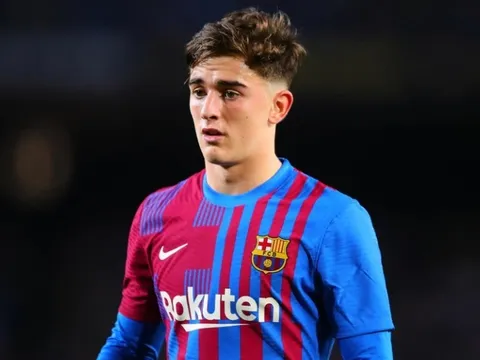 Barca muốn giữ sao trẻ 17 tuổi bằng điều khoản 1 tỷ euro