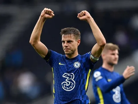 Barca nhận cú tát đau từ Chelsea