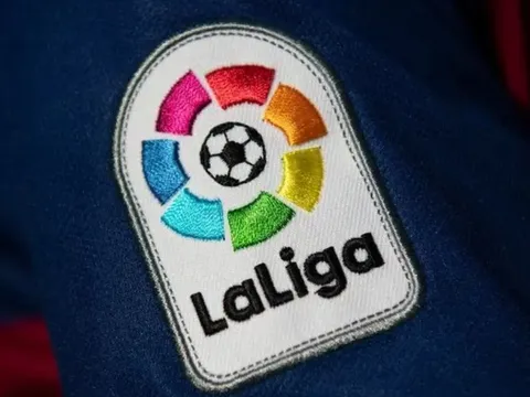 Barca 'rã đám' với Super League