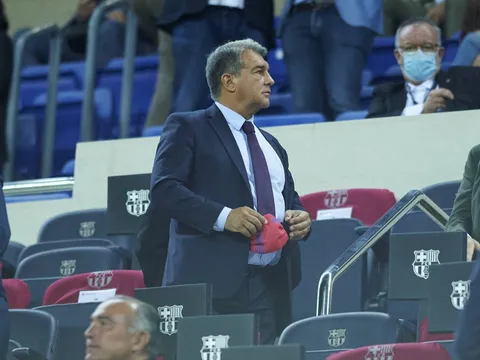 Barca tái thiết, Eto'o nói 1 lời về Laporta