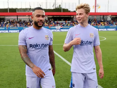 Barca thông báo cho Xavi 2 cầu thủ phải rời CLB