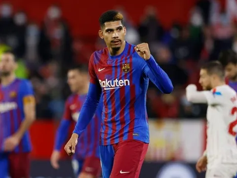 Barca tiến hành trói chân trụ cột trước sự nhòm ngó của NHA
