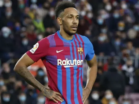 Barcelona chào bán ngôi sao cho Man United