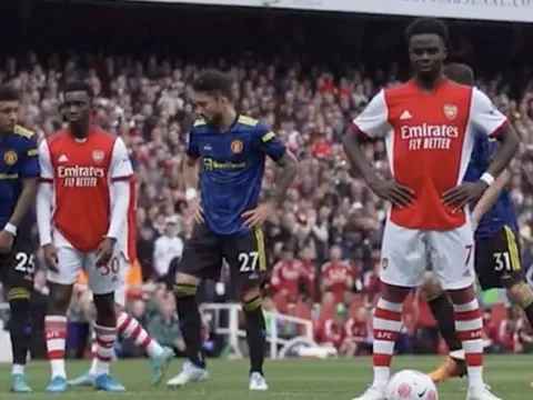 Bật cười với pha phối hợp kèm người của Sancho và Telles