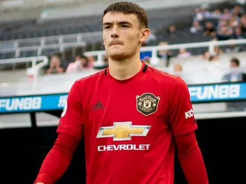 Bắt đầu đàm phán, "Scholes mới" trên đường rời khỏi Man United