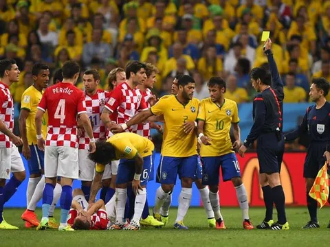 Bất ngờ! 2 cựu thần Real và Barca bị đá văng khỏi danh sách QBV!