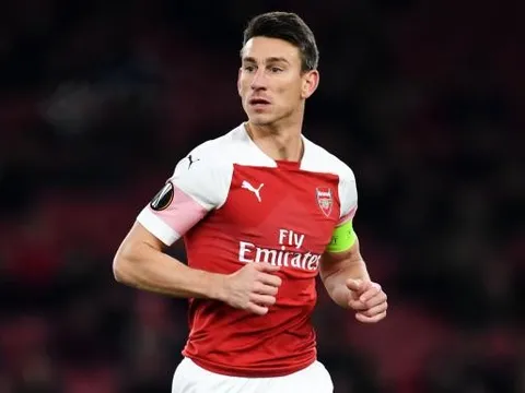 Bất ngờ với lí do Koscielny từ giã Arsenal