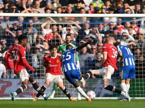 Bùng nổ tại OTF, 'báu vật Nam Mỹ' khiến Man Utd nuối tiếc